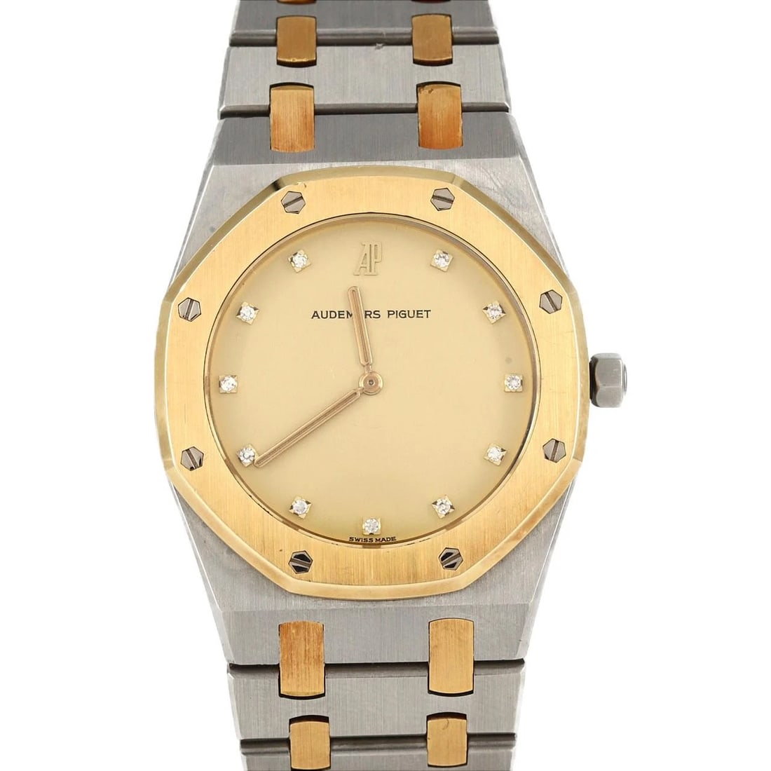 AUDEMARS PIGUET ROYAL OAK STAINLESS STEEL AND YELLOW WATCH: Audemars Piguet Royal Oak Stainless Steel and Yellow Watch Brand: AUDEMARS PIGUET Type: Wrist watch Material: Case: Stainless steel x yellow gold Bracelet: Stainless steel x yellow gold Color: Dial