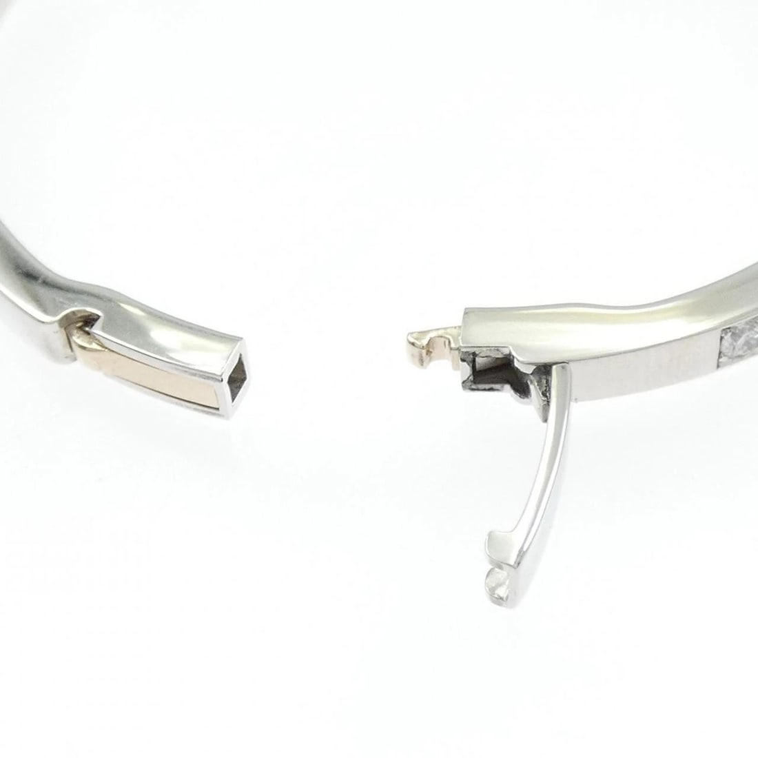 TIFFANY & CO. HINGE BYPASS BANGLE - 2