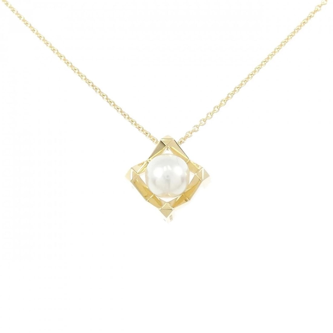 MIKIMOTO AKOYA PEARL NECKLACE: Mikimoto Akoya Pearl Necklace Brand: MIKIMOTO Type: Mikimoto Necklace Material: K18 yellow gold, Main Stone/Creation Akoya Pearl Color: yellow Gold Size: Actual Size Pendant length approx. x width app