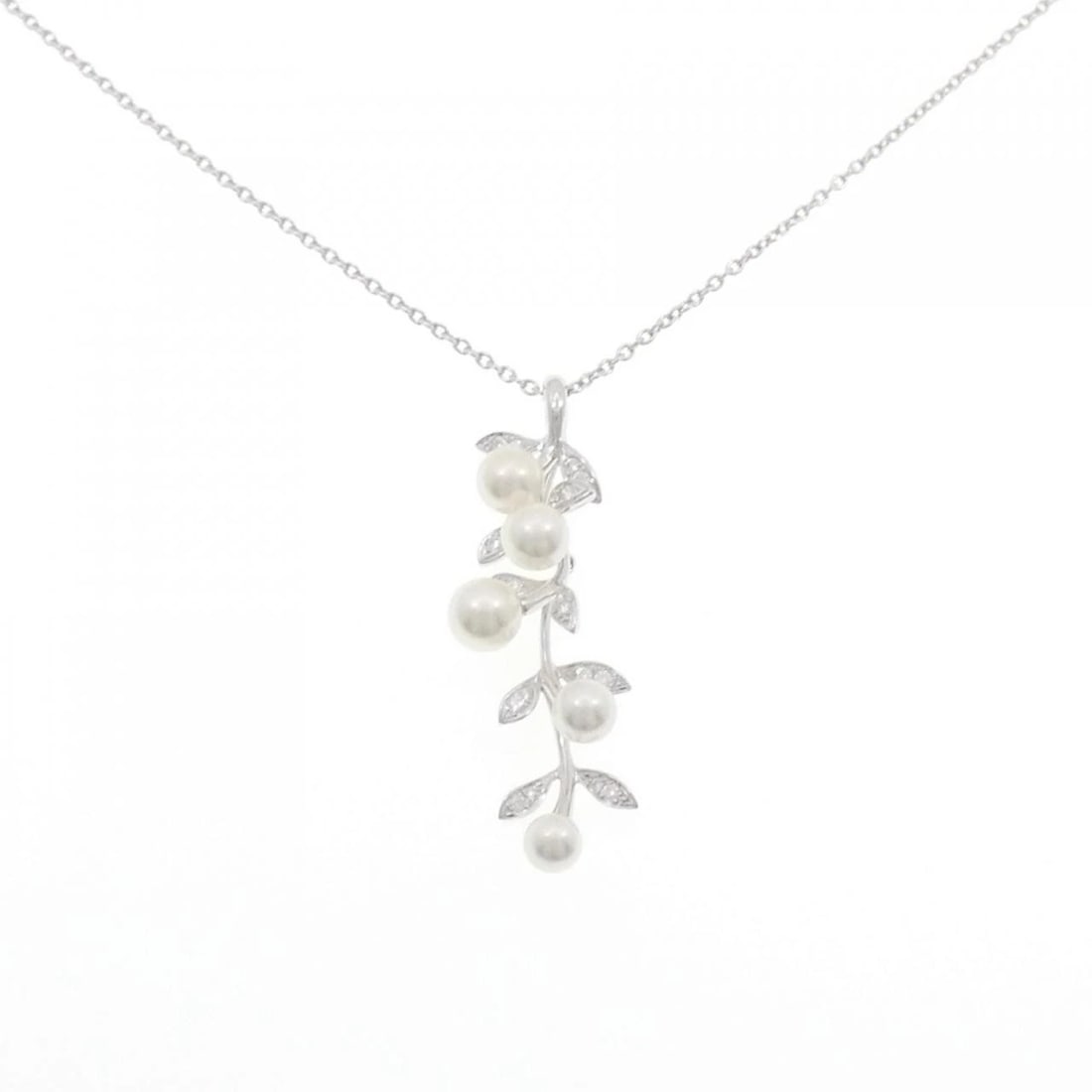 MIKIMOTO AKOYA PEARL NECKLACE: Mikimoto Akoya Pearl Necklace Brand: MIKIMOTO Type: Mikimoto Necklace Material: K18 white gold, Main Stone/Creation Akoya Pearl 5.1-0.3 Color: white gold Size: Actual Size Pendant length approx. x