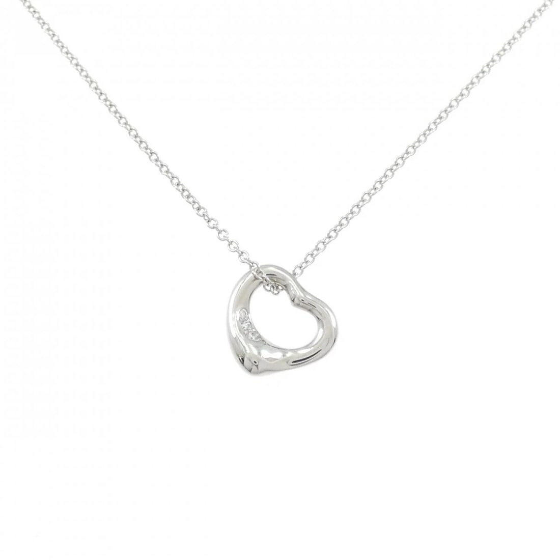 TIFFANY & CO. OPEN HEART MINI NECKLACE: TIFFANY & Co. Open Heart Mini Necklace Brand: TIFFANY&Co. Type: TIFFANY&Co. Necklace Material: Platinum950, Main Stone/Creation Natural Color: Platinum Size: Actual Size Pendant length approx. x