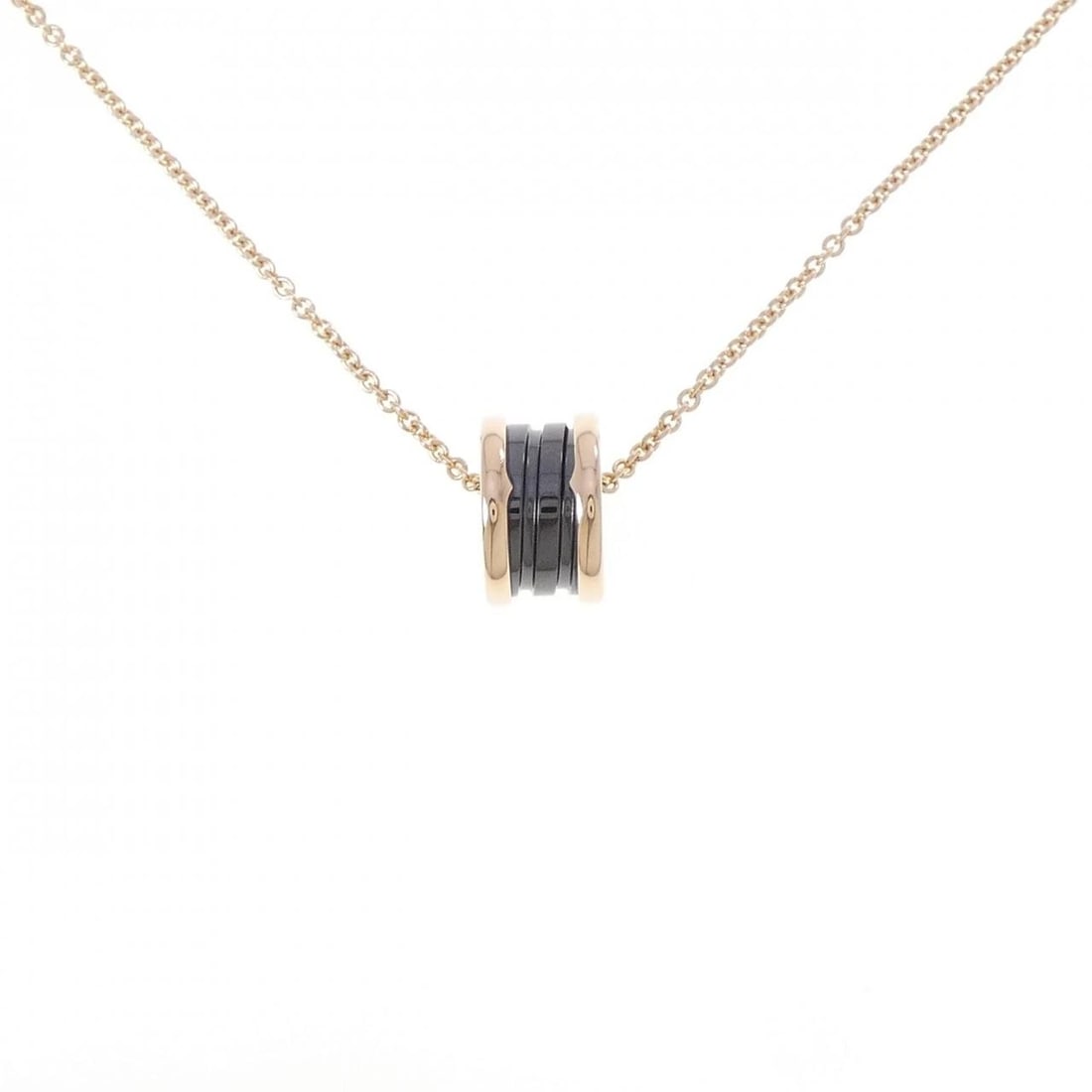 BVLGARI B.ZERO1 NECKLACE: Bvlgari B.zero1 Necklace Brand: BVLGARI Type: Bulgari Necklace Material: 750 pink goldceramic, Color: Pink Gold Size: Actual Size Pendant length approx. x width approx.: 14.7mmx8.9mm Chain maximum
