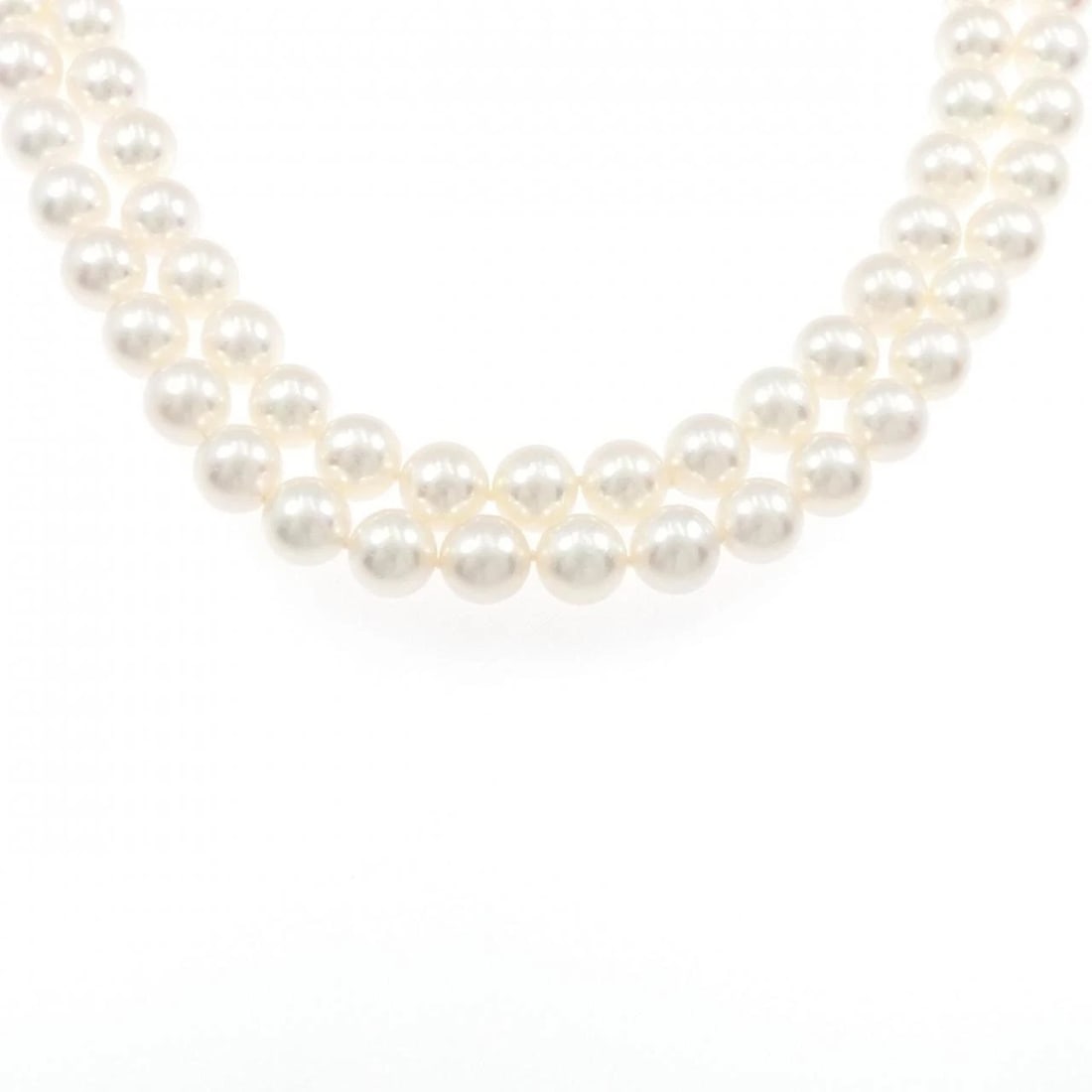 TASAKI AKOYA PEARL NECKLACE: Tasaki Akoya Pearl Necklace Brand: TASAKI Type: Tasaki Necklace Material: Silver, Main Stone/Creation Akoya Pearl 7.5-0.3 Color: Silver Size: Actual Size Chain maximum width approx.: 8.0mmSize 107cm