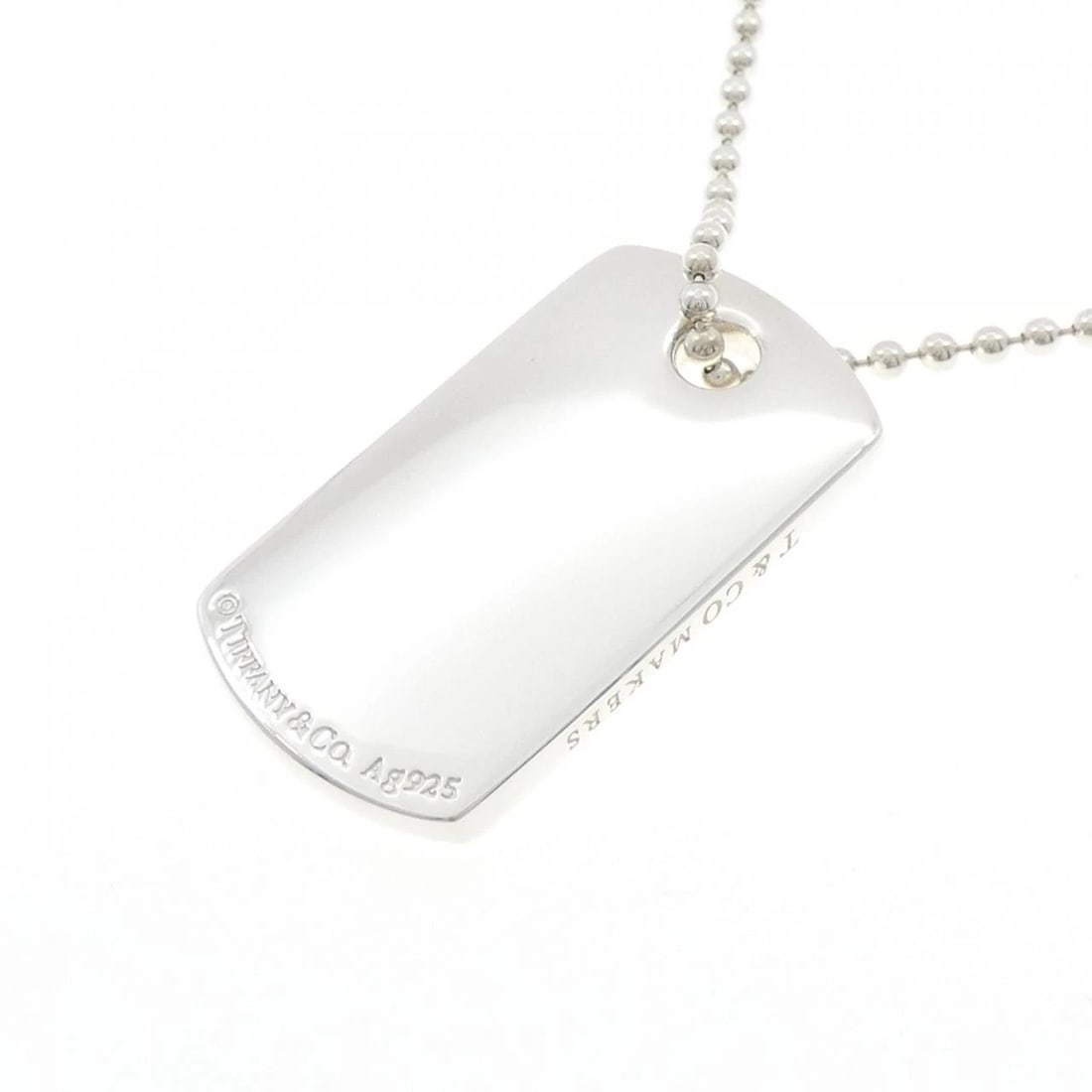 TIFFANY & CO. MAKER'S ID TAG NECKLACE: TIFFANY & Co. Maker's ID Tag Necklace Brand: TIFFANY&Co. Type: TIFFANY&Co. Necklace Material: 925Silver, Color: Silver Size: Actual Size Pendant length approx. x width approx.: 33.1mmx18.1mm Chain max