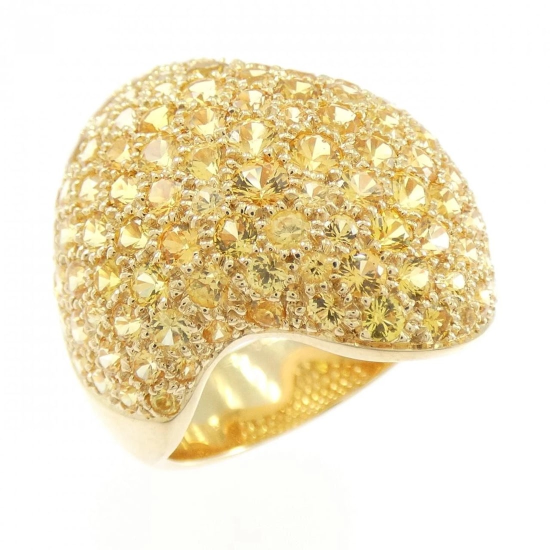 VAN CLEEF & ARPELS SAPPHIRE RING: Van Cleef & Arpels Sapphire Ring Brand: Van Cleef & Arpels Type: Van Cleef & Arpels Ring Material: 750 Yellow Gold, Main Stone/Creation Sapphire Color: Yellow Gold Size: US6 3/4 Accessories: None