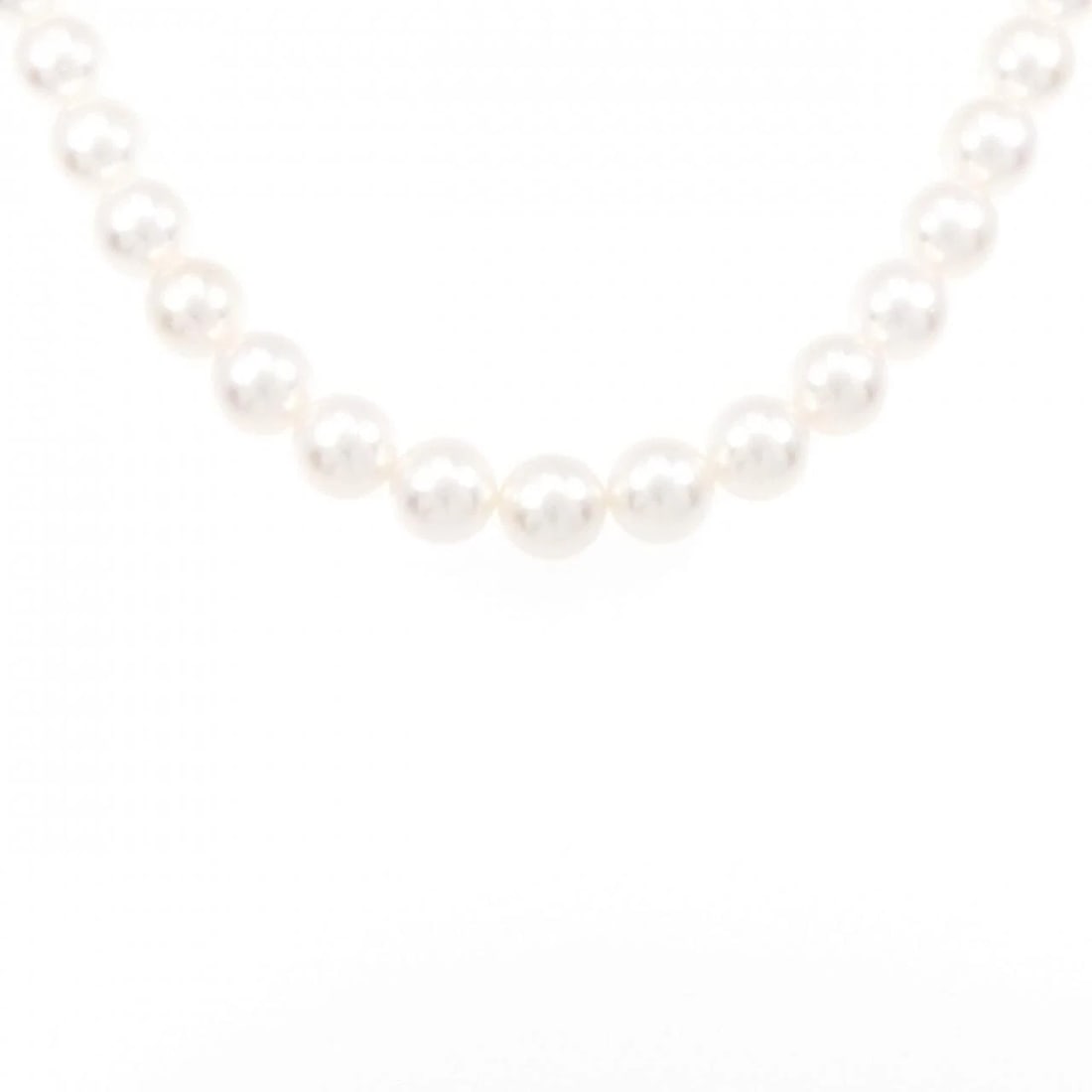 TASAKI AKOYA PEARL NECKLACE AND EARRING SET: Tasaki Akoya Pearl Necklace and Earring Set Brand: TASAKI Type: Tasaki Necklace Material: 925/750WG, Main Stone/Creation Akoya Pearl Color: white gold Size: Actual Size EarringDiameteraround: 7.5 mm
