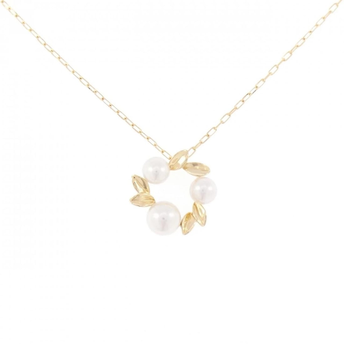 MIKIMOTO AKOYA PEARL NECKLACE: Mikimoto Akoya Pearl Necklace Brand: MIKIMOTO Type: Mikimoto Necklace Material: 750 yellow gold, Main Stone/Creation Akoya Pearl Color: yellow gold Size: Actual Size Pendant length approx. x width