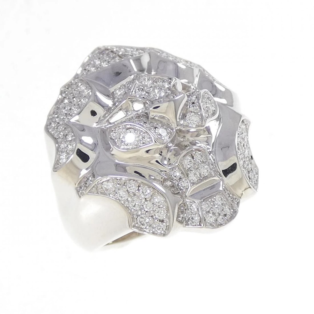 CHANEL SOUS LE SIGNE DU LION RING: Chanel Sous le Signe du Lion Ring Brand: CHANEL Type: Chanel Ring Material: 750 white gold, Main Stone/Creation natural Color: white gold Size: US5(49) Accessories: None Accessories Notice