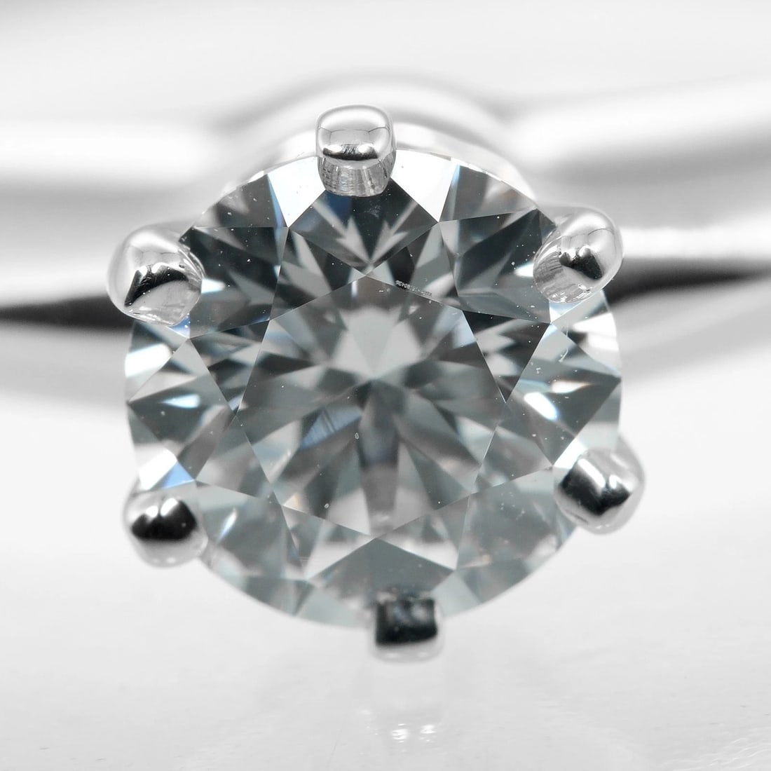 TIFFANY&CO. SOLITAIRE RING - 3