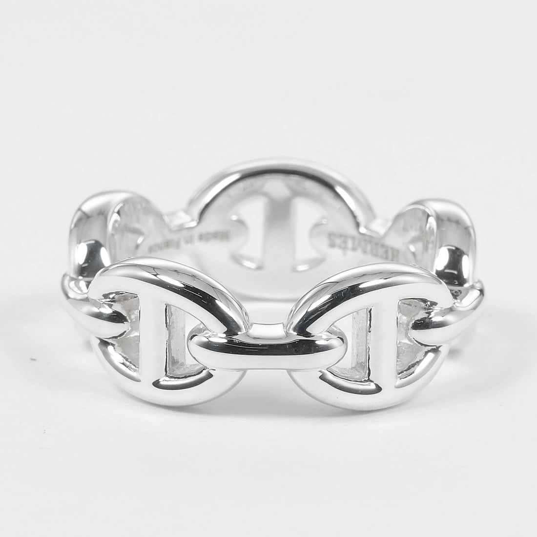 HERMES CHAINE D'ANCRE PM RING SILVER: HERMES Chaine d'Ancre PM Ring Silver Brand: HERMES Type: Ring Material: Silver925, Color: Silver Size: 4.5(US Accessories: None Accessories Notice: When purchasing pre-owned goods, please