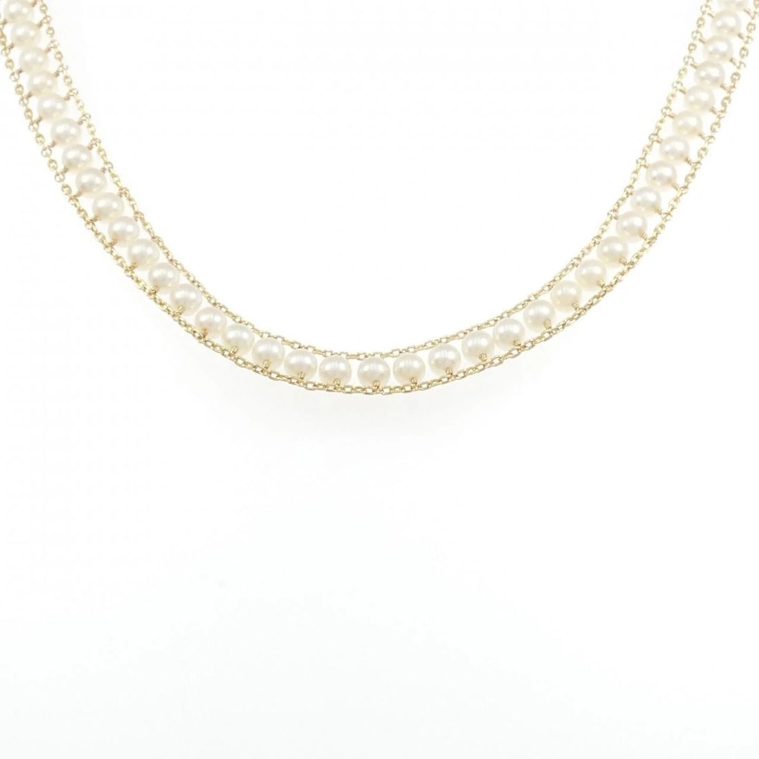 18K YELLOW GOLD AKOYA PEARL NECKLACE: 18K Yellow Gold Akoya Pearl Necklace Brand: Unbranded Type: Akoya Pearl Necklace Material: K18 yellow gold, Main Stone/Creation Akoya pearl Color: Yellow Gold Size: Actual Size Chain maximum width