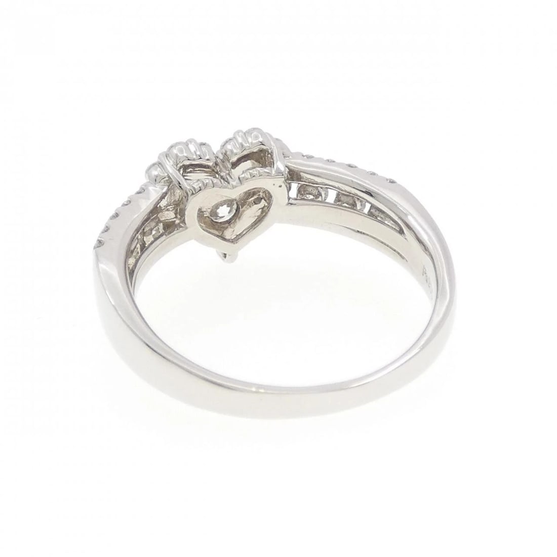 PT900 HEART DIAMOND RING - 3