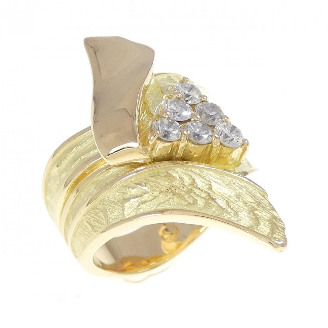 K18YG DIAMOND RING: K18YG Diamond Ring Brand: Unbranded Type: Diamond Ring Material: K18YG, Main Stone/Creation Natural Color: Yellow Gold Size: US6 1/2 Accessories: None Accessories Notice: When purchasing pre-owned