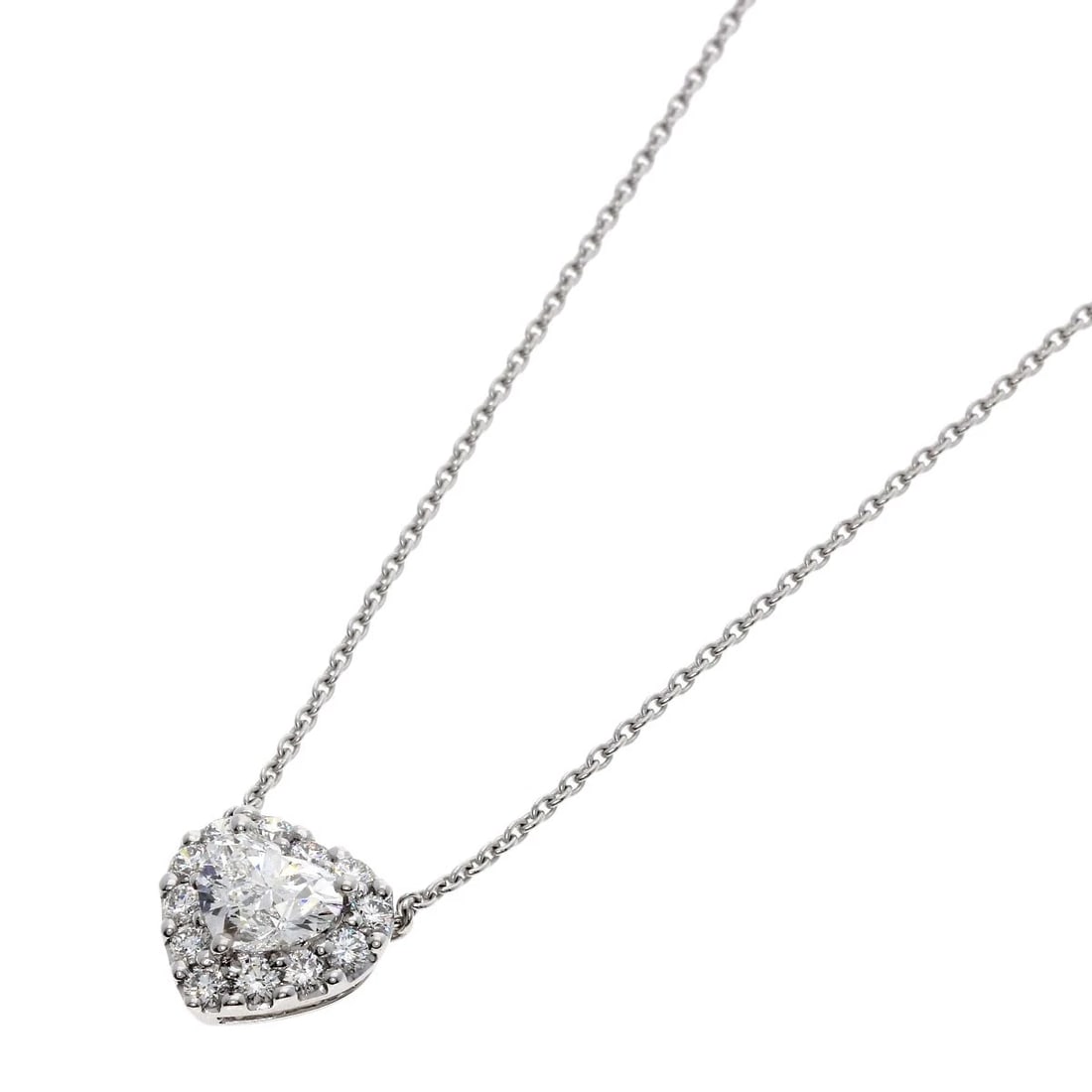 GRAFF ICON HEART SHAPE DIAMOND NECKLACE: GRAFF Icon Heart Shape Diamond Necklace Brand: GRAFF Type: Necklace Material: K18 White Gold, Main Stone/Creation Natural Color: Exterior Color Gold Size: Chain Length:17.7inch/45cm Chain Width:0.4inc