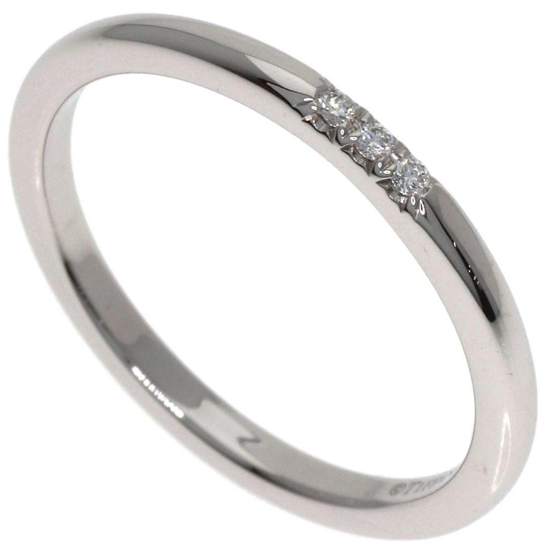 TIFFANY&CO. FOREVER 3P DIAMOND RING: TIFFANY&Co. Forever 3P Diamond Ring Brand: TIFFANY&Co. Type: Ring Material: Platinum PT950, Main Stone/Creation Natural Color: Exterior Color Silver Size: 6.75 (US) Accessories: None Accessories