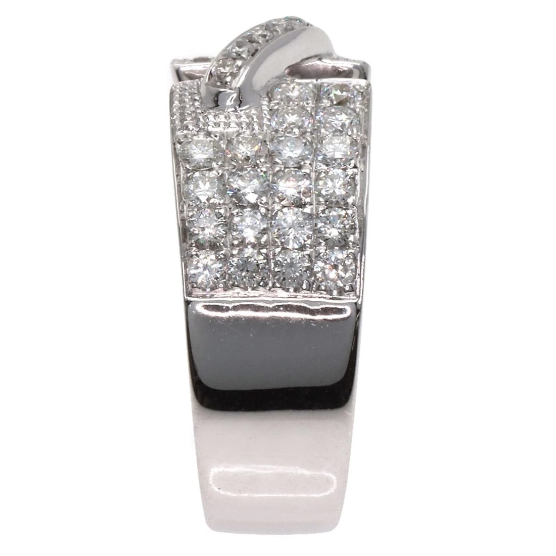 DIAMOND RING K18 WHITE GOLD: Diamond Ring K18 White Gold Brand: None Type: Ring Material: K18 White Gold, Main Stone/Creation Natural Color: Exterior Color Silver Size: 7.75 (US) Accessories: None Accessories Notice: When