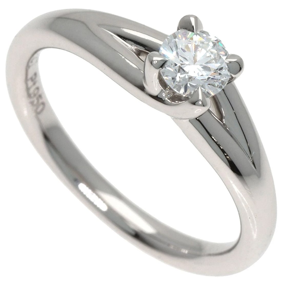 CHAUMET LIEN SOLITAIRE DIAMOND RING: Chaumet Lien Solitaire Diamond Ring Brand: Chaumet Type: Ring Material: Platinum PT950, Main Stone/Creation Natural Color: Exterior Color Silver Size: 4.25 (US) Accessories: None Accessori