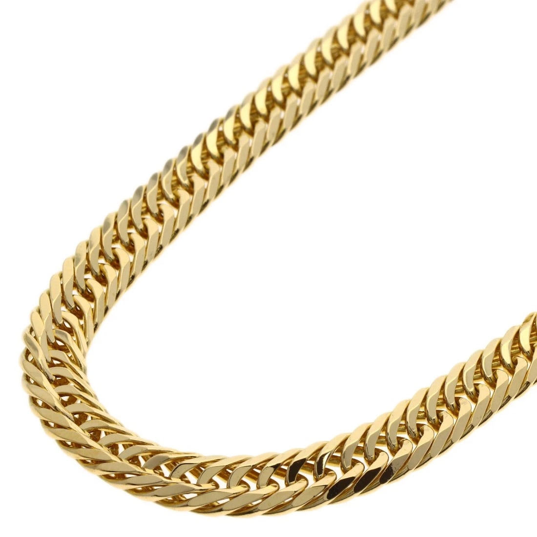 CURB CHAIN KIHEI 6-SIDED TRIPLE NECKLACE: Curb chain Kihei 6-sided triple Necklace Brand: None Type: Necklace Material: K18 Yellow Gold, Color: Exterior Color Gold Size: Chain Length:19.7inch/50cm Chain Width:2.4inch/6.2mm Accessories: No
