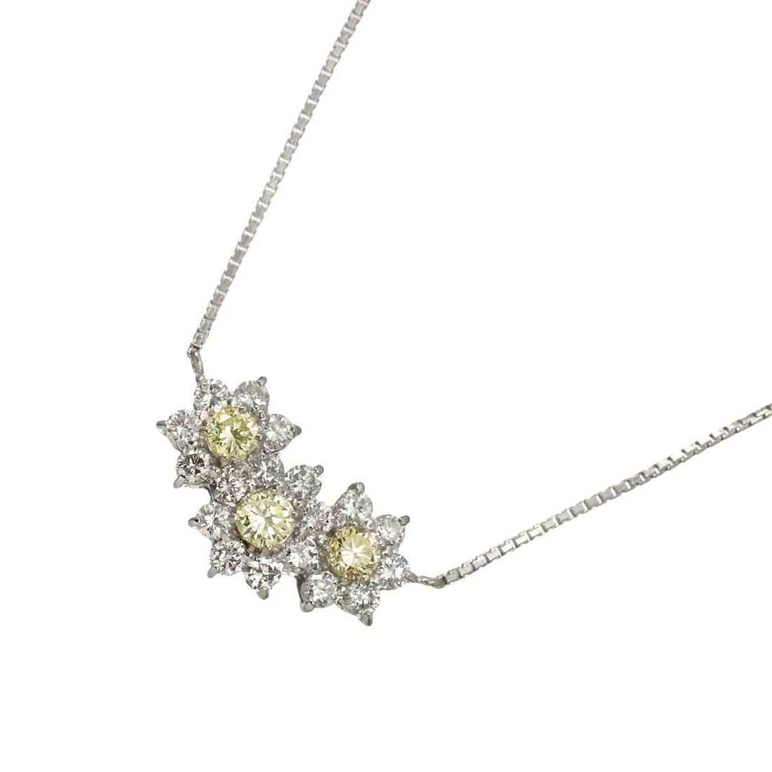 DIAMOND NECKLACE: Diamond Necklace Brand: Unbranded Type: Necklace Material: Platinum, Main Stone/Creation Natural Color: Platinum Size: internal circumference of the chain:16.5inch-15inch Top Charm(max):W 20.3X H