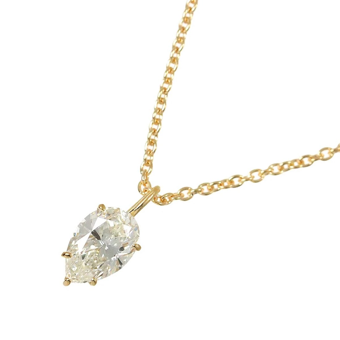 HCO DIAMOND NECKLACE 18K YELLOW GOLD: HCO Diamond Necklace 18K Yellow Gold Brand: HCO Type: Necklace Material: 750 Yellow Gold, Main Stone/Creation Natural Color: Gold Size: internal circumference of the chain: 15.7inch Top Charm:W6.8 x