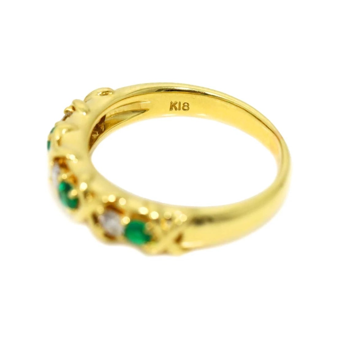 EMERALD DIAMOND RING K18 YG: Emerald Diamond Ring K18 YG Brand: Unbranded Type: Ring Material: 750 Yellow Gold, Main Stone/Creation Emerald Diamond Color: Gold Size: 6 (US) Accessories: None Accessories Notice: When purchasing