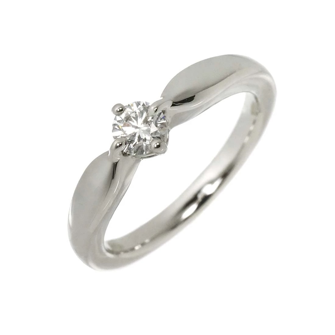 BVLGARI DIAMOND RING PLATINUM: BVLGARI Diamond Ring Platinum Brand: BVLGARI Type: Ring Material: Platinum, Main Stone/Creation Natural Color: Platinum Size: 3.25 (US) Accessories: None Accessories Notice: When purchasing pre-owned