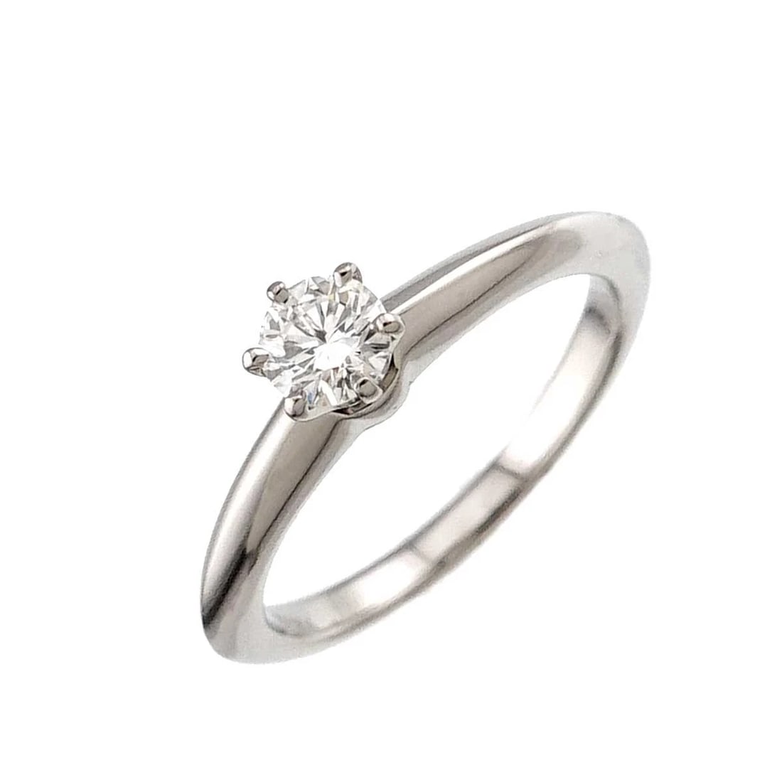 TIFFANY CO. DIAMOND RING PLATINUM: TIFFANY Co. Diamond Ring Platinum Brand: TIFFANY Co. Type: Ring Material: Platinum, Main Stone/Creation Natural Color: Platinum Size: 3.75-4 (US) Accessories: None Accessories Notice: When purchasing
