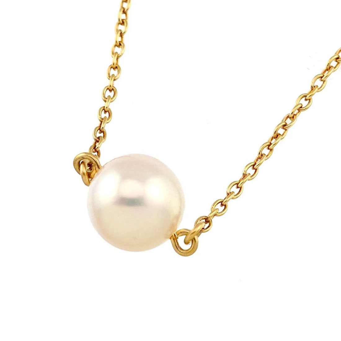 TASAKI AKOYA PEARLNECKLACE 18K YG: TASAKI Akoya PearlNecklace 18K YG Brand: TASAKI Type: Necklace Material: 750 Yellow Gold, Main Stone/Creation Akoya Pearl Color: Yellow Gold Size: internal circumference of the chain:15.7inch maximum 