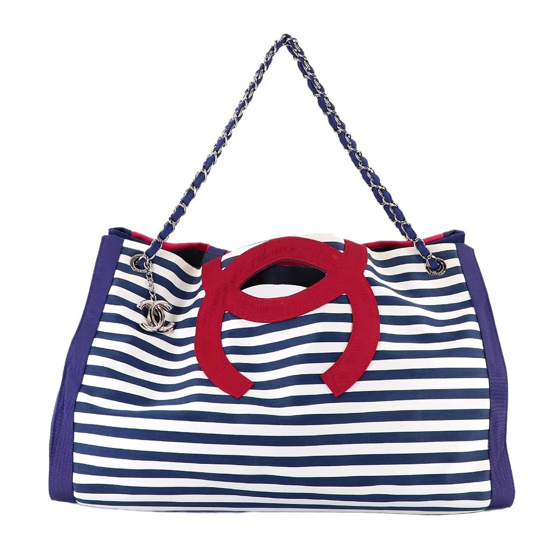 CHANEL CRUISE CHAIN TOTE BAG CANVAS NAVY RED WHITE: CHANEL Cruise Chain Tote Bag Canvas Navy Red White Brand: CHANEL Type: Tote Bag Material: Canvas Color: Navy , Red , White Size: W 19.69 inch, H 13.78 inch, D 8.27 inch Accessories: None A