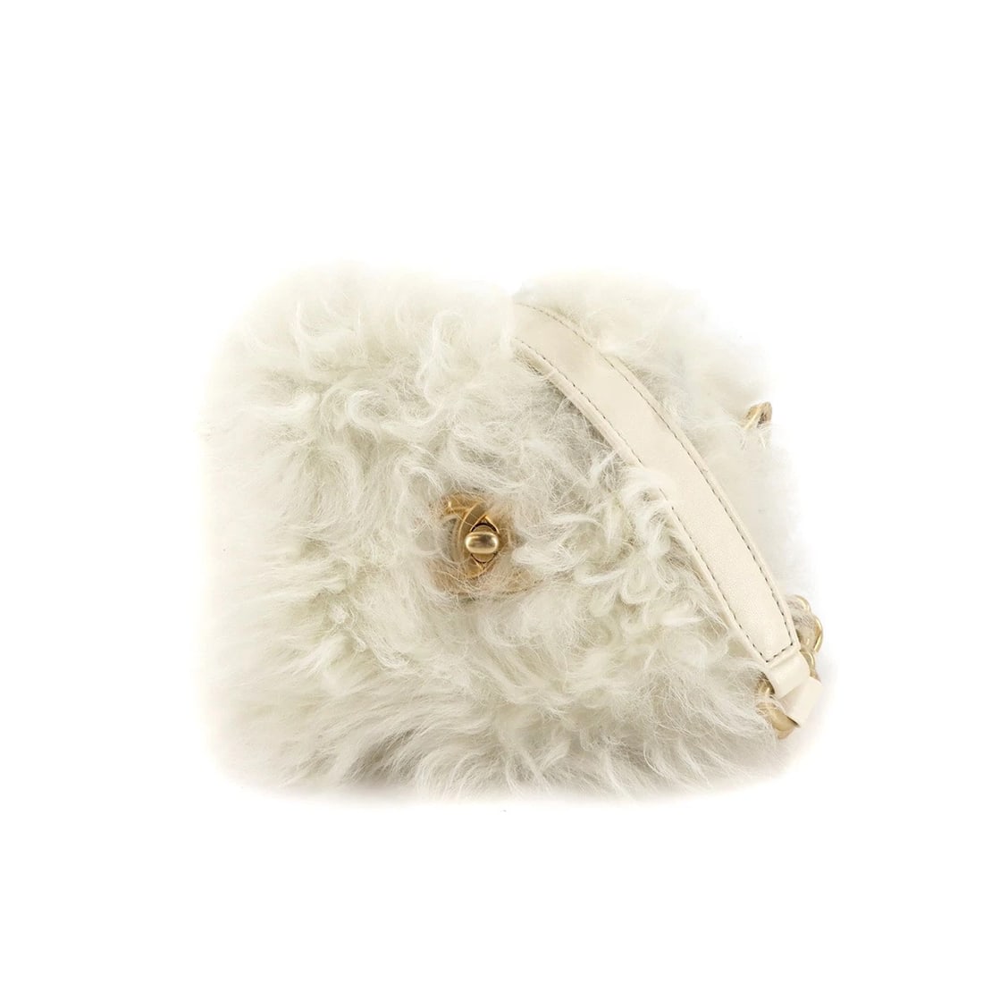 CHANEL FUR CHAIN SHOULDER BAG SHEARLING: CHANEL Fur Chain Shoulder Bag Shearling Brand: CHANEL Type: Shoulder Bag Material: Shearling , Leather Color: White Size: W 5.51 inch, H 4.72 inch, D 1.57 inch Accessories: None Accessorie