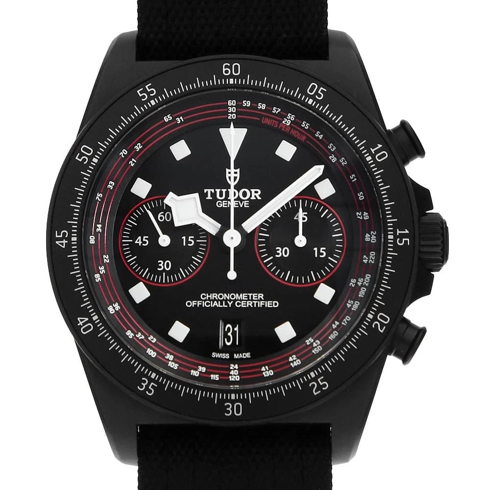 TUDOR PELAGOS CHRONO WATCH: TUDOR Pelagos Chrono Watch Brand: TUDOR Type: Wrist watch Material: Band Material fabric, Case Material Forged Carbon Color: Dial Colour Black Size: Case:W43mm Accessories: None Accessorie