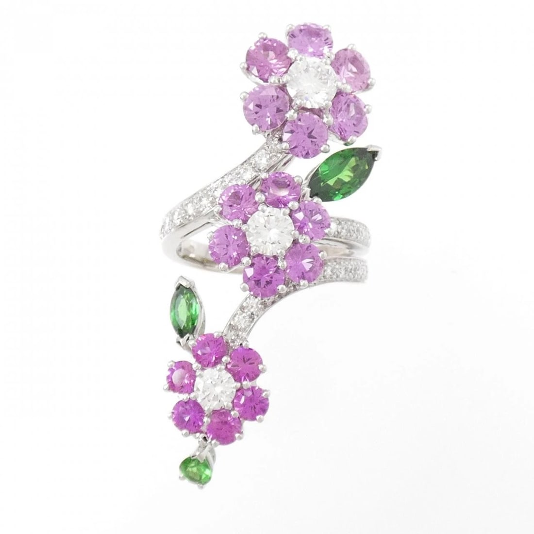 VAN CLEEF & ARPELS BRODERIE RING - 2