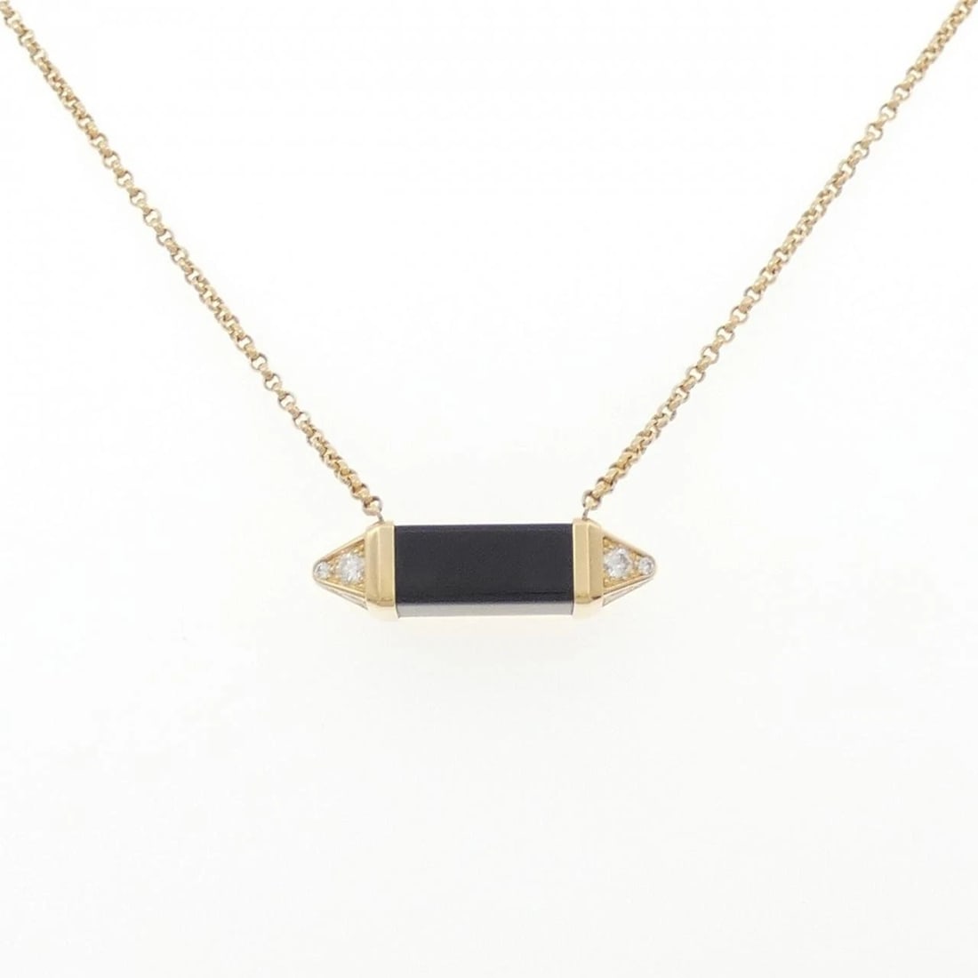 CARTIER LES BERLINGOS NECKLACE: Cartier Les Berlingos Necklace Brand: CARTIER Type: Cartier Necklace Material: 750 yellow gold, Main Stone/Creation Onyx Color: yellow gold Size: 42?46cm,Actual Size Pendant length approx. x width