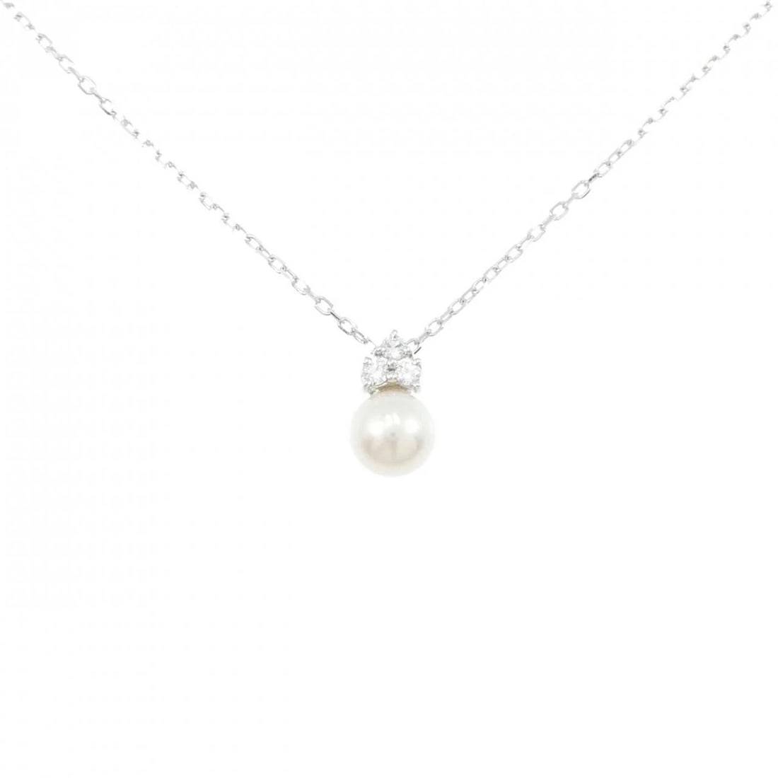 MIKIMOTO AKOYA PEARL NECKLACE: Mikimoto Akoya Pearl Necklace Brand: MIKIMOTO Type: Mikimoto Necklace Material: K18 white gold, Main Stone/Creation Akoya Pearl Color: white gold Size: 40cm,Actual Size Pendant length approx. x width