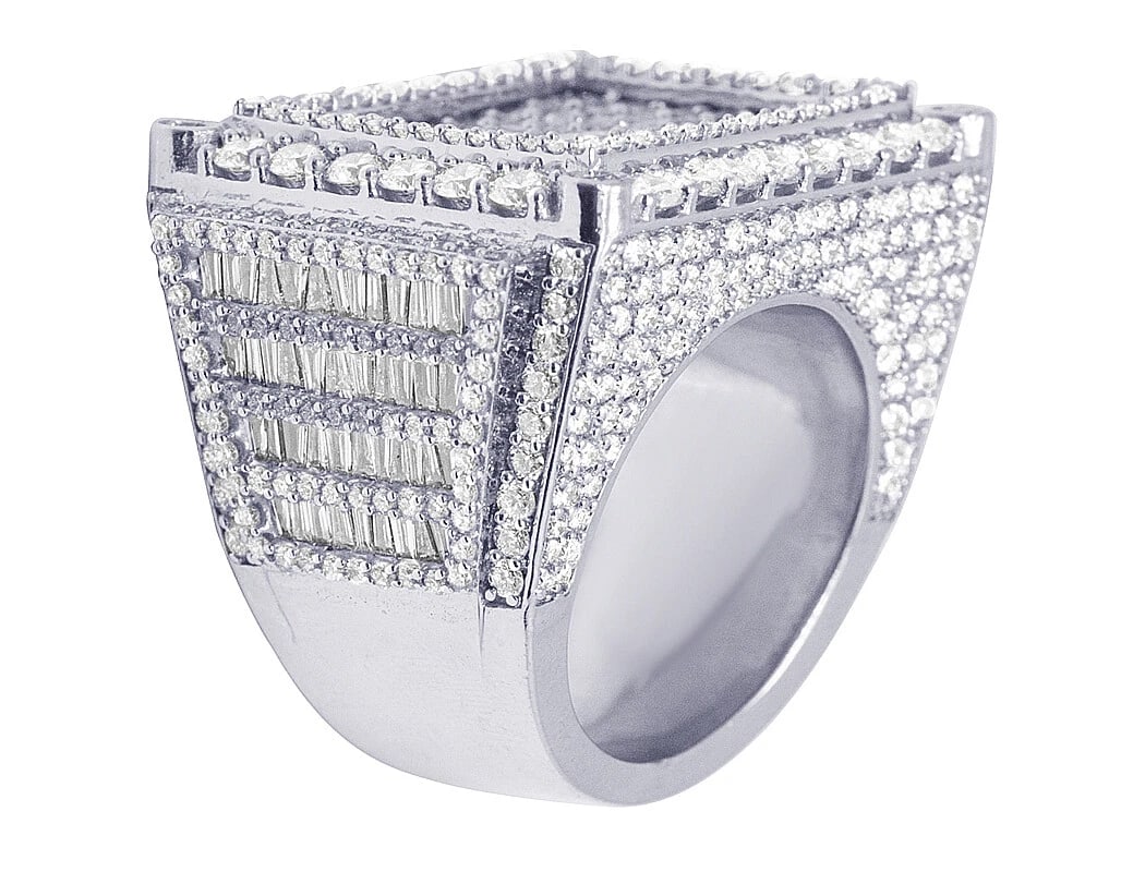 CERTIFIED RECTANGULAR EMERALD DIAMOND RING - 4