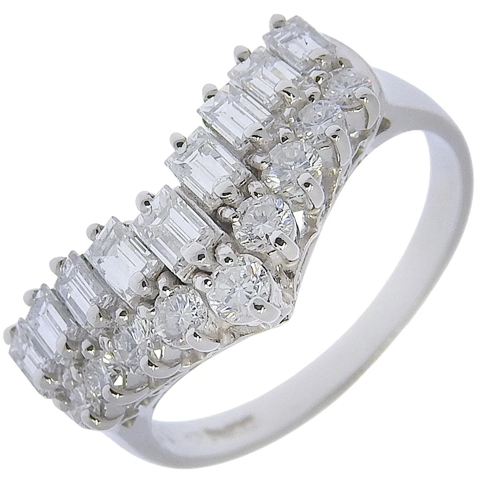 V CHARACTER RING PT900PLATINUM: V character Ring Pt900Platinum Brand: no brand Type: Ring Material: Pt900Platinum, Color: Silver Size: 5.1US Accessories: None Accessories Notice: When purchasing pre-owned goods, please refer to the