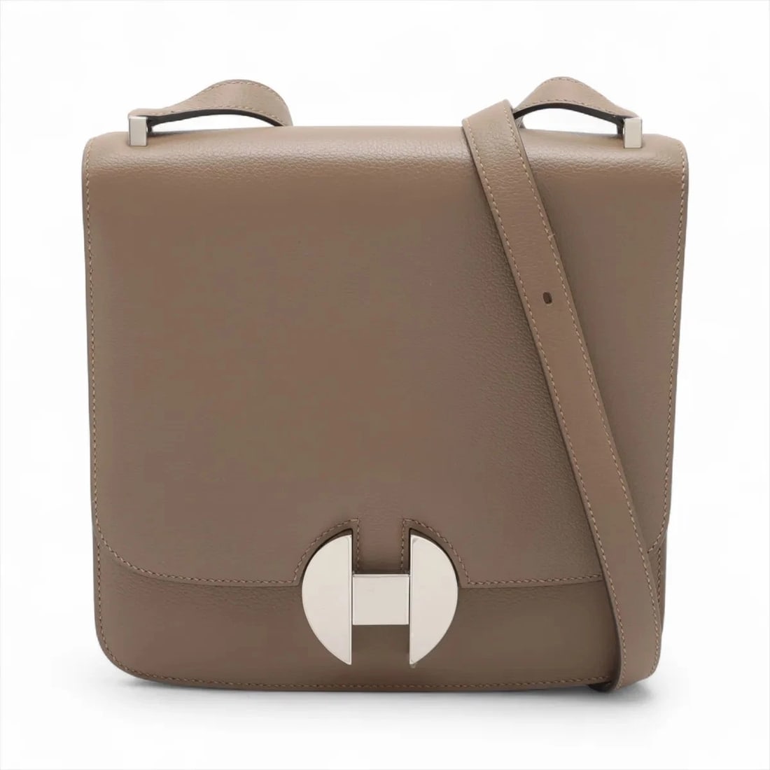 HERMES HERMES EVERCOLOR ETOUPE SILVER: Hermes Hermes Evercolor Etoupe Silver Brand: Hermès Type: Shoulder bag Material: Evercolor Color: Etoupe Size: Height:7.1inchLength:7.9inchDepth:3.0inch Accessories: None Accessories Notice: When