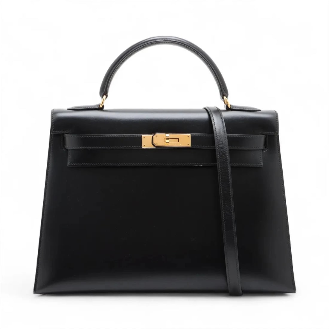 HERMES KELLY 32 SERIE BOX CALF BLACK GOLD: Hermes Kelly 32 Serie Box calf Black Gold Brand: Hermès Type: Hand bag Material: Box calf Color: Black Size: Height:8.9inch Length:12.8inch Depth:4.7inch Handle height:3.3inch Accessories: None