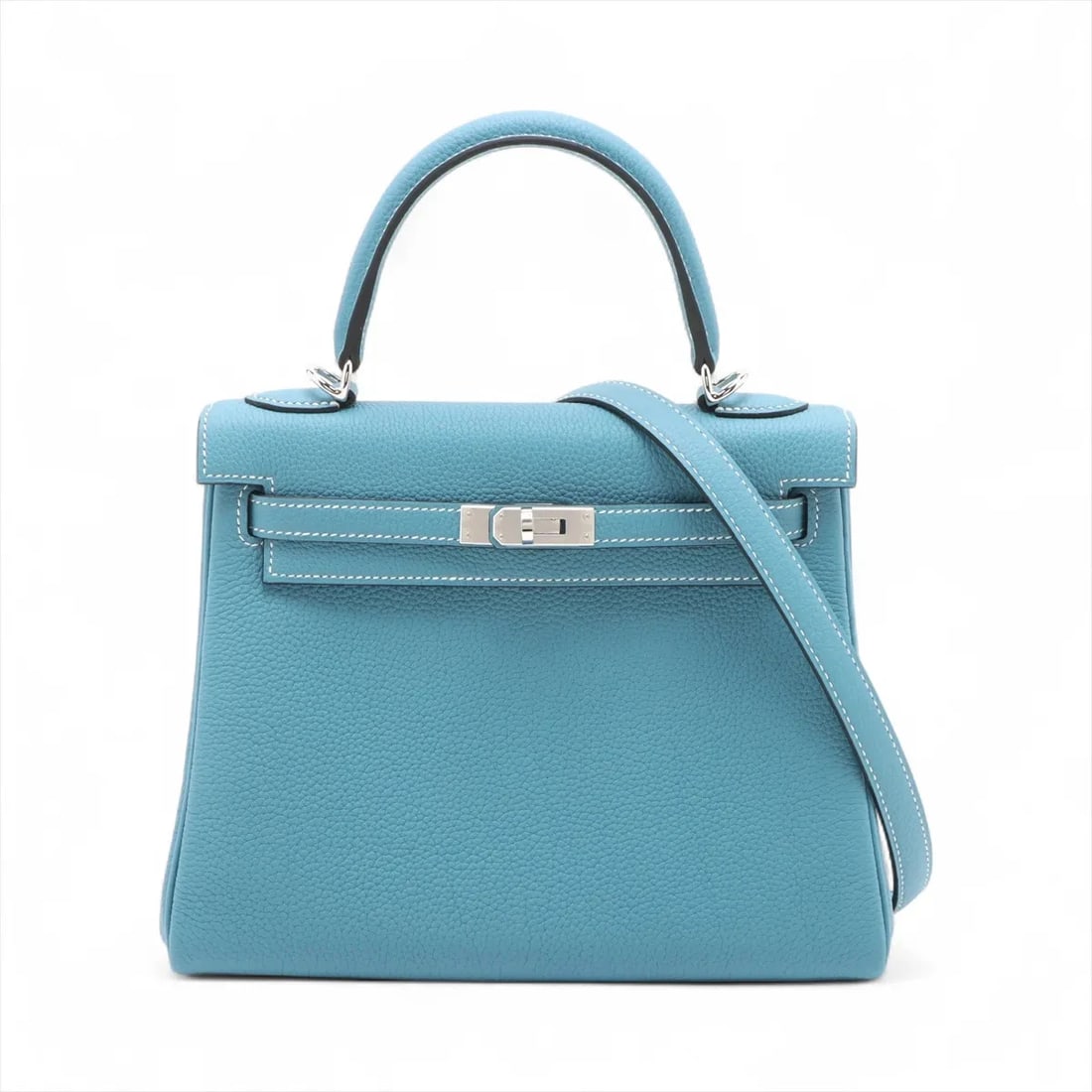 HERMES KELLY 25 LE TOURNAY TOGO NEW BLUE JEAN: Hermes Kelly 25 Le Tournay Togo New Blue Jean Brand: Hermès Type: Hand bag Material: Togo Color: New Blue Jean Size: Height:6.9inch Length:9.4inch Depth:3.9inch Handle height:3.3inch Accessories: