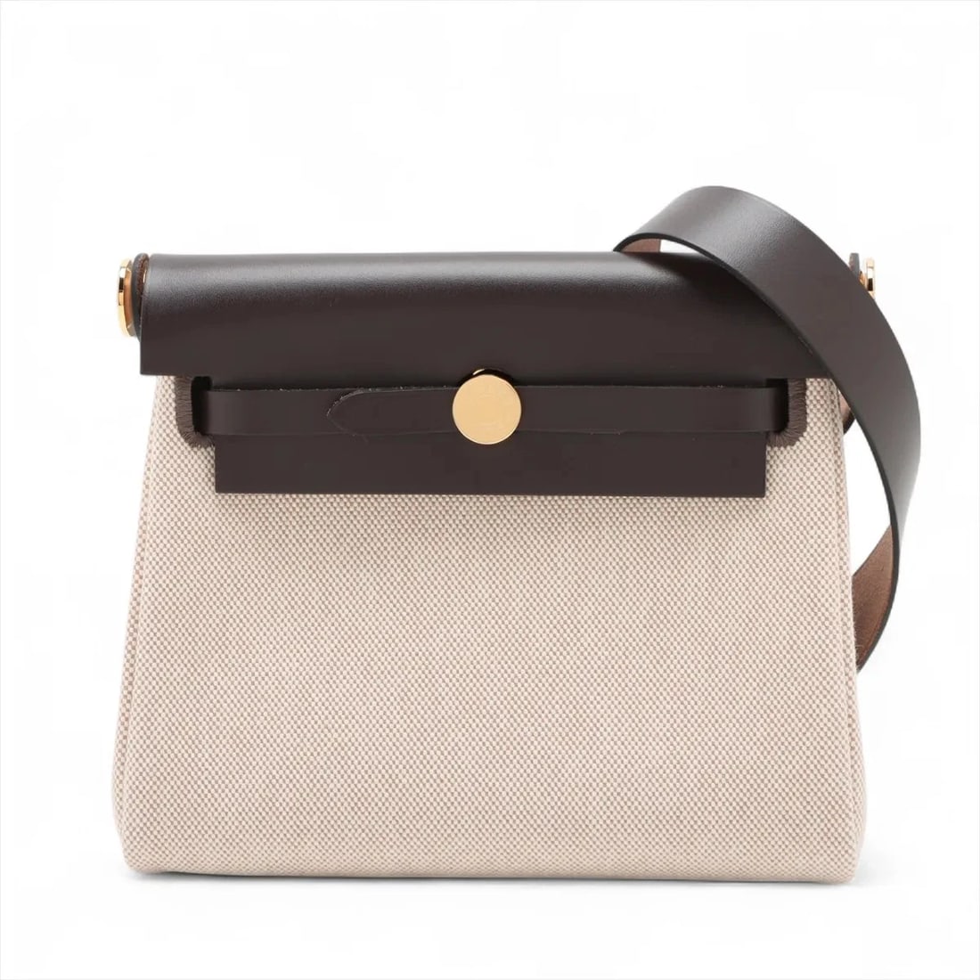 HERMES HERBAG ZIP 20 MINI TWIRL ASH X VASH HUNTER: Hermes Herbag Zip 20 Mini Twirl Ash x Vash Hunter Brand: Hermès Type: Shoulder bag Material: Twirl Ash x Vash Hunter Color: Beige x evene Size: Height:7.1inchLength:7.9inchDepth:2.4inch Accessorie