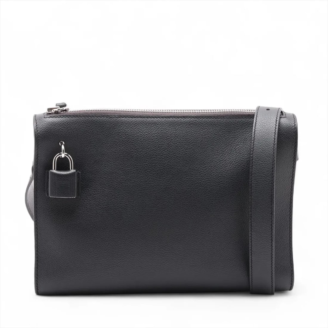 HERMES VOLITOL EVERGLAIN BLACK SILVER METAL: Hermes Volitol Everglain Black Silver Metal Brand: Hermès Type: Shoulder bag Material: Everglain Color: Black Size: Height:7.1inchLength:10.2inchDepth:2.0inch Accessories: None Accessories