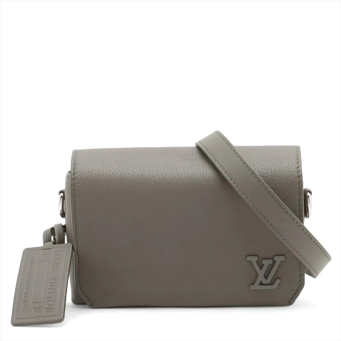 LOUIS VUITTON LV AEROGRAM FAST LINE WEARABLE WALLET: Louis Vuitton LV Aerogram Fast line wearable Wallet Brand: Louis Vuitton Type: Shoulder bag Material: none Color: Green Size: Height:4.7inchLength:6.9inchDepth:2.2inch Accessories: None Ac