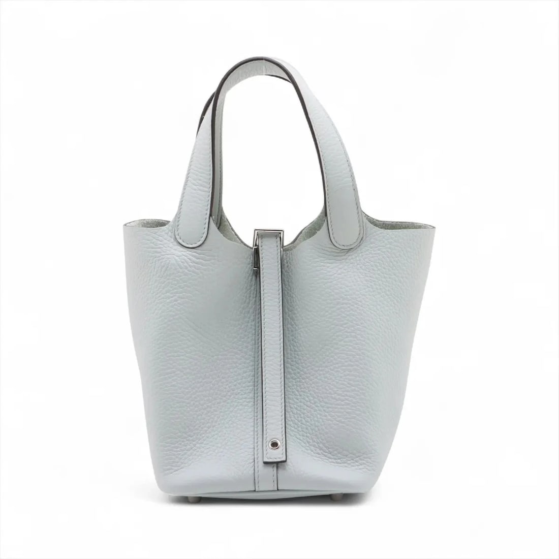 HERMES PICOTIN LOCK 18 PM TAURILLON CLEMENCE BLUE: Hermes Picotin Lock 18 PM Taurillon Clemence Blue Brand: Hermès Type: Hand bag Material: Taurillon Clemence Color: Blue pale Size: Height:7.3inchLength:7.3inchDepth:5.3inch Accessories: None <