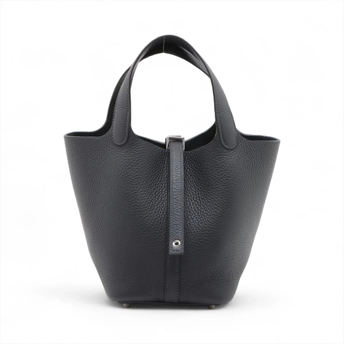 HERMES PICOTIN LOCK 18 PM TAURILLON CLEMENCE CAVAN: Hermes Picotin Lock 18 PM Taurillon Clemence Cavan Brand: Hermès Type: Hand bag Material: Taurillon Clemence Color: Cavan Size: Height:7.3inchLength:7.3inchDepth:5.3inch Accessories: None