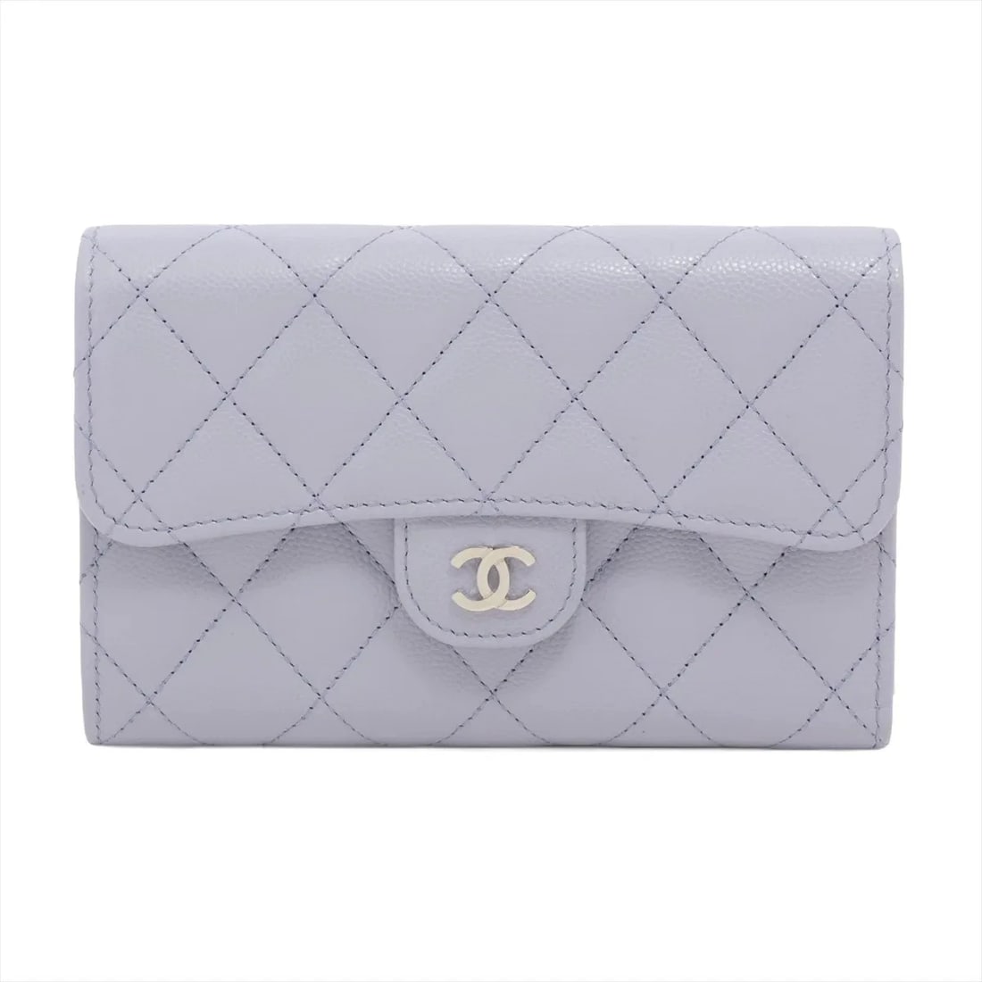 CHANEL MATELASSE CAVIAR SKIN COMPACT WALLET LAVENDER: Chanel Matelasse Caviar Skin Compact Wallet lavender Brand: Chanel Type: Compact Wallet Material: Caviar Skin Color: lavender Size: Height:3.7inchLength:5.9inchDepth:1.4inch Accessories: None