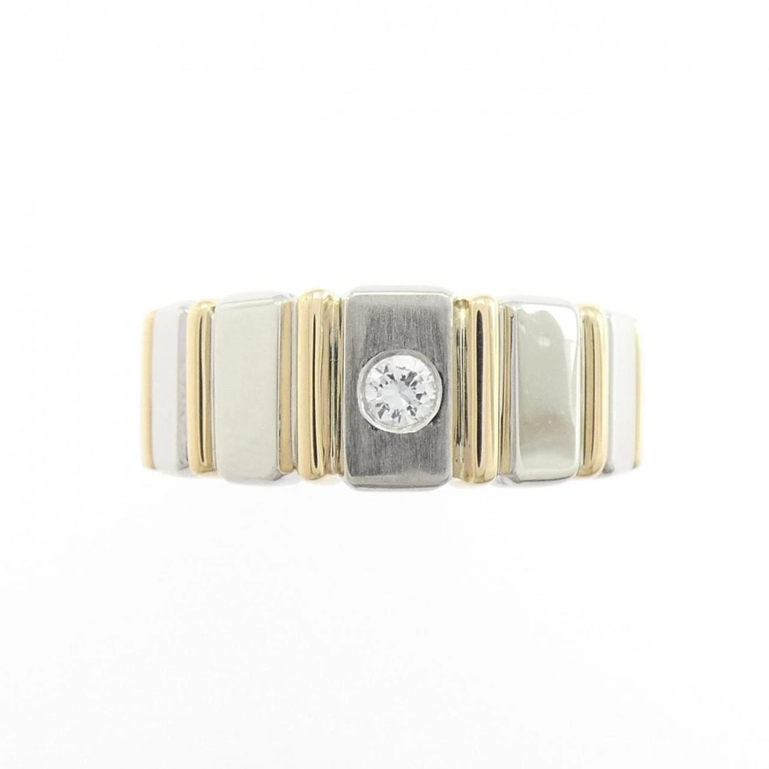 PT900/K18YG DIAMOND RING: PT900/K18YG Diamond Ring Brand: Unbranded Type: Diamond Ring Material: PT900/K18YG, Main Stone/Creation Natural Color: YG,Silver Size: US7 1/4 Accessories: None Accessories Notice: When purchasing
