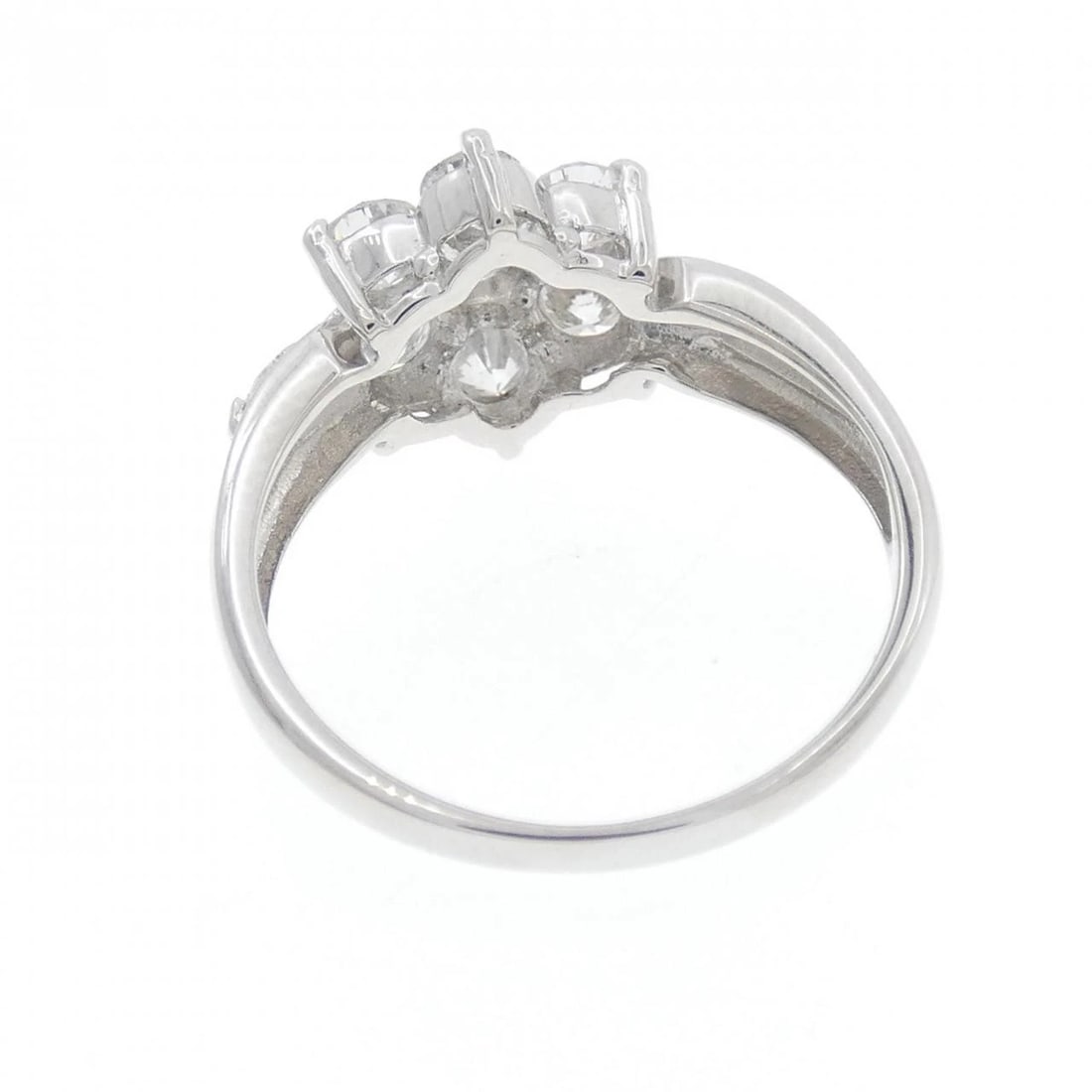 PT900 FLOWER DIAMOND RING - 3