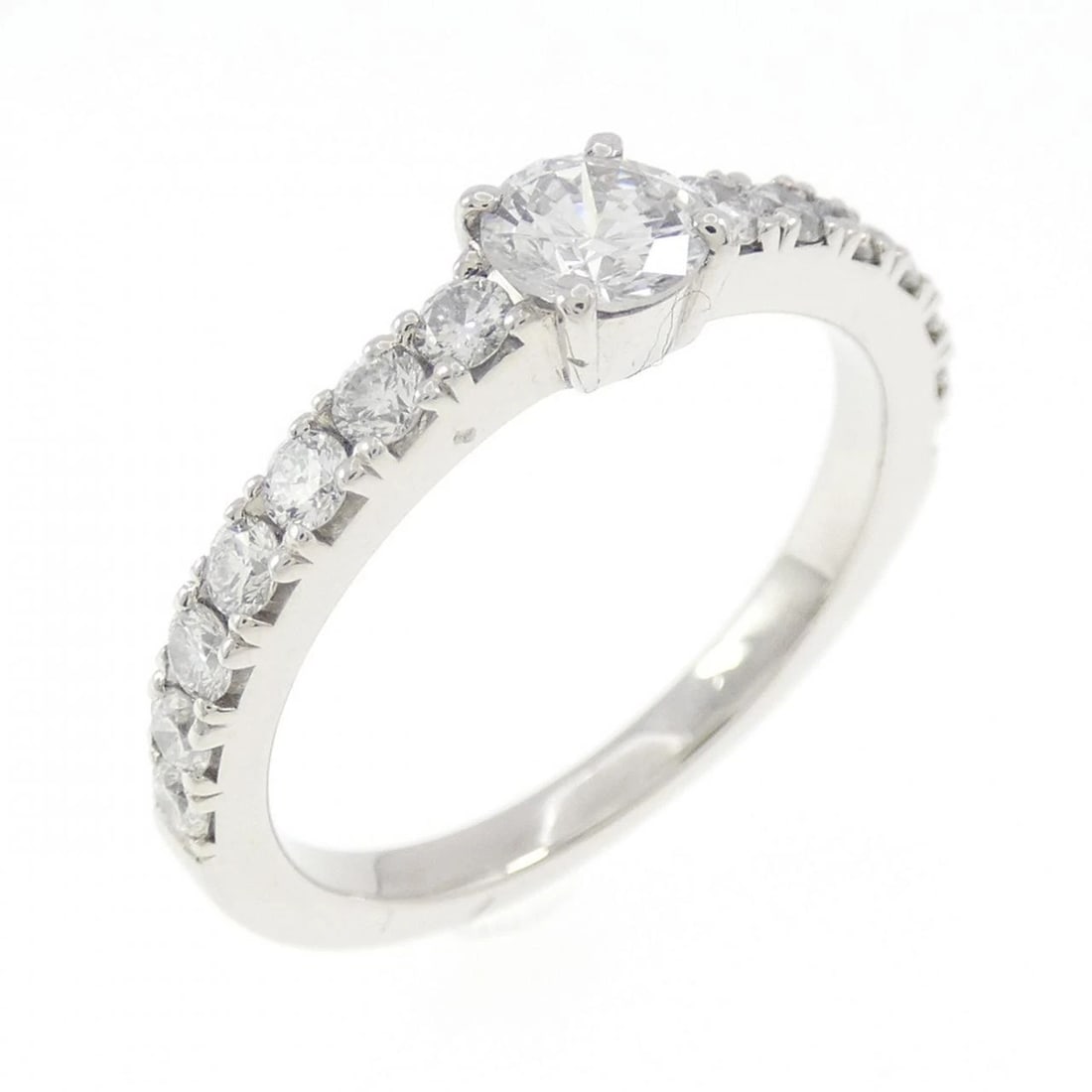 PT900 DIAMOND RING: PT900 Diamond Ring Brand: Unbranded Type: Ring Material: PT900, Main Stone/Creation Natural Color: Silver Size: US5 3/4 Accessories: None Accessories Notice: When purchasing pre-owned goods, please