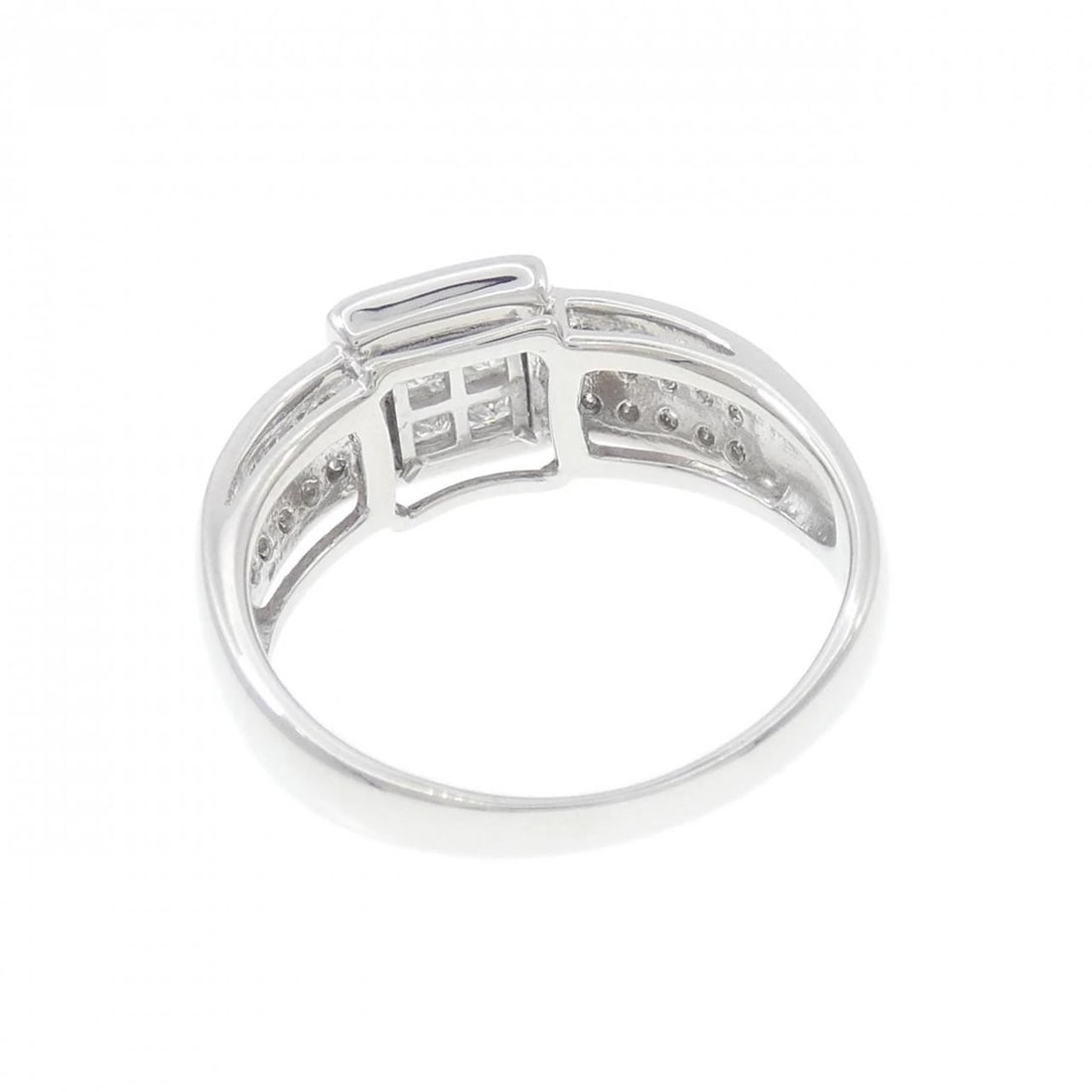 PT900 DIAMOND RING - 3