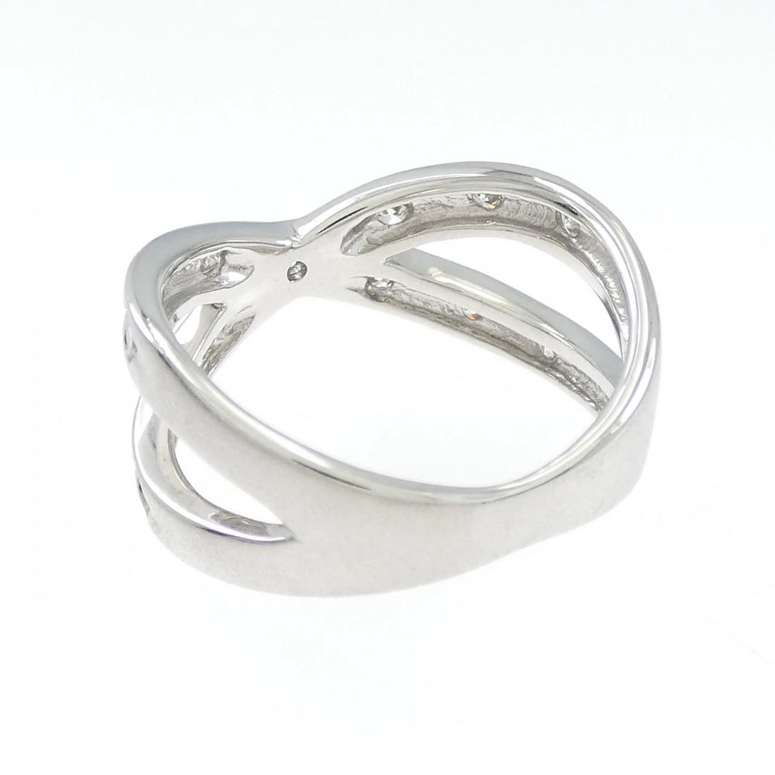 K18WG DIAMOND RING - 2